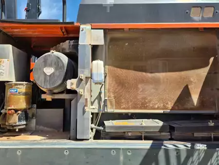 Escavadora de rastos 2016 Hitachi ZX300LCN-6 (10)