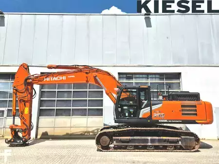 Beltegraver 2023 Hitachi ZX350LCN-7 (1)
