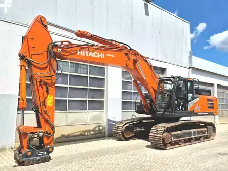 Beltegraver 2023 Hitachi ZX350LCN-7 (2)