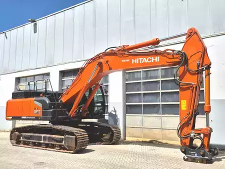 Beltegraver 2023 Hitachi ZX350LCN-7 (4)