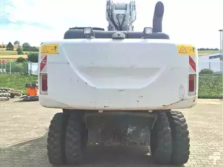 Kerekes kotrógép 2014 Hitachi ZX220W-5 (6)