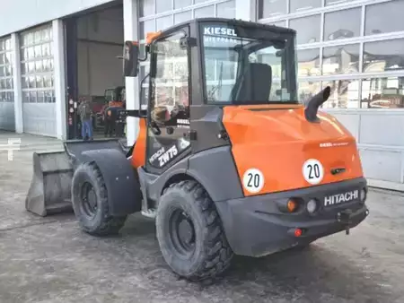 Kompaktlader 2022 Hitachi ZW75-6 (5)