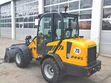 Skrid styr 2022 Schäffer 2445S (3)