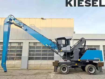 Překládací bagry  2022 Fuchs MHL360 F (1)