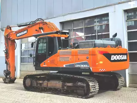 Escavatori cingolati 2019 Doosan DX300LC-5 (3)
