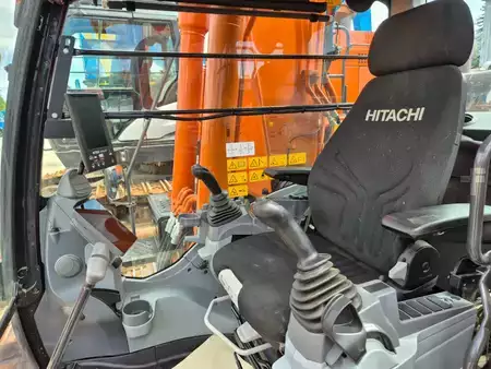 Hydraulic Excavators 2022 Hitachi ZX250LCN-7 (15)