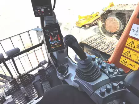 Hydraulic Excavators 2022 Hitachi ZX250LCN-7 (17)