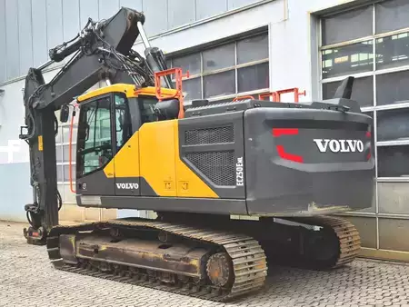 Beltegraver 2019 Volvo EC250ENL (3)