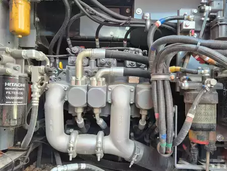 Escavadora de rastos 2022 Hitachi ZX250LCN-7 (9)