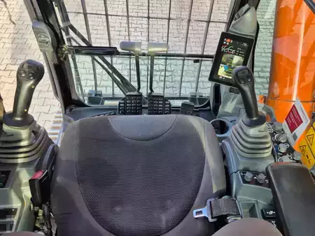 Telakaivinkoneet  2021 Hitachi ZX490LCH-7 (16)