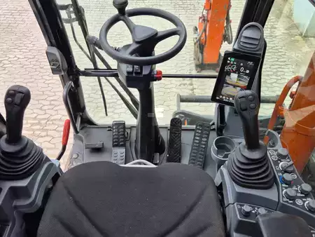 Hjulgraver 2023 Hitachi ZX135W-7 (17)