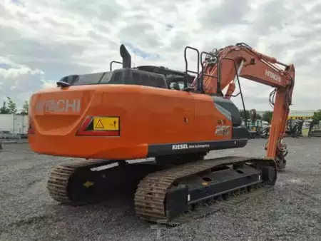 Escavadora de rastos 2022 Hitachi ZX250LCN-7 (6)