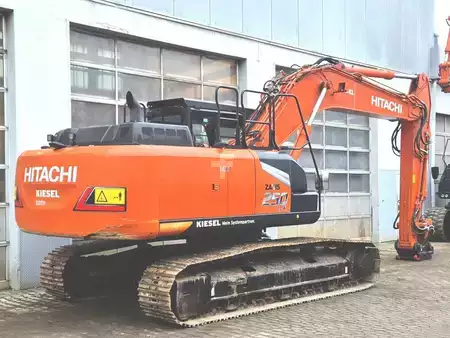 Escavadora de rastos 2022 Hitachi ZX250LCN-7 (6)