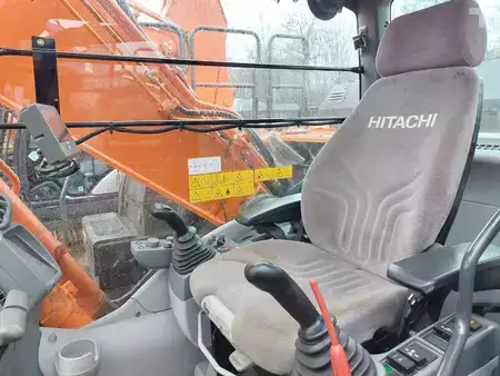 Telakaivinkoneet  2019 Hitachi ZX300LCN-6 +Demarec DXS-50 (13)