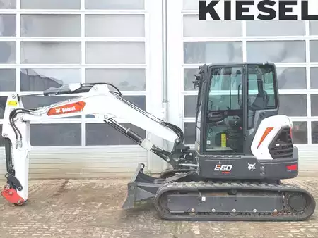 Kedjegraver 2022 Bobcat E60 (1)