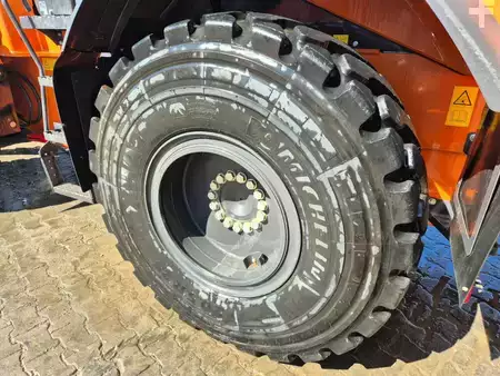 Radlader 2025 Hitachi ZW160-7 (11)