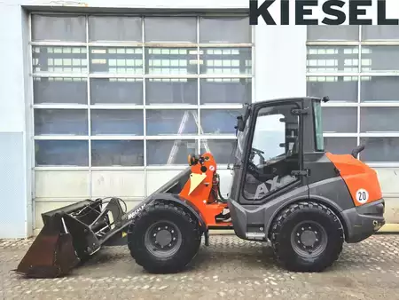 Chargeuse sur pneus 2021 Mecalac AX850 (1)