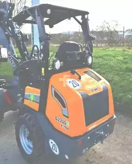 Compact Loaders 2023 Giant G2200E X-TRA Elektro (4)