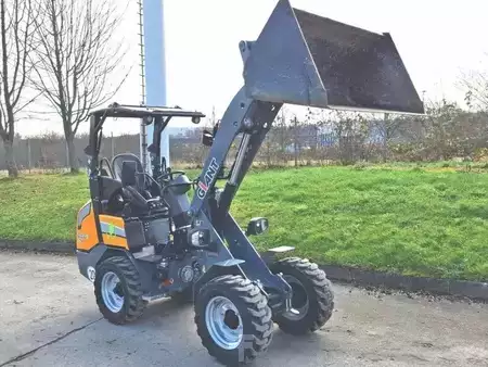 Compact Loaders 2023 Giant G2200E X-TRA Elektro (5)