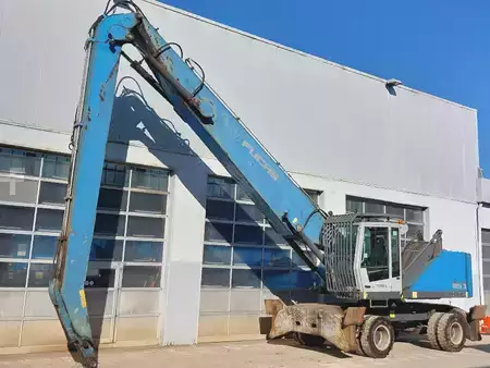 Escav. Movimenta zione sollev. 2015 Fuchs MHL350 F (2)