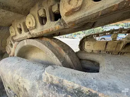 Hydraulic Excavators 2017 Caterpillar 374FL (7)