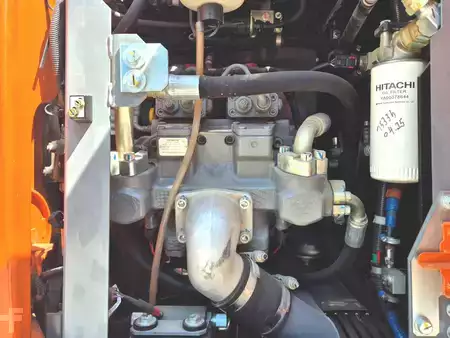 Escavadora de rodas 2023 Hitachi ZX175W-7 (10)