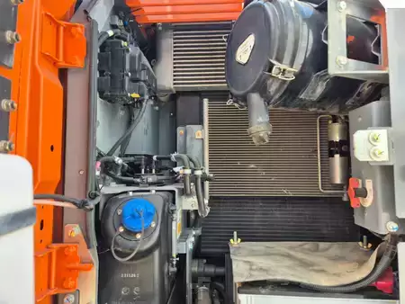 Escavadora de rodas 2023 Hitachi ZX175W-7 (11)