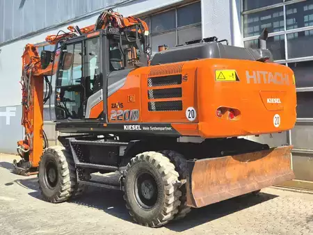 Escavatori gommati 2023 Hitachi ZX220W-7 (3)