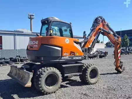 Escavatori gommati 2024 Hitachi ZX95W-7 (6)