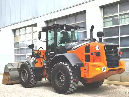 Radlader 2023 Hitachi ZW180-7 (3)