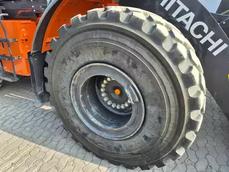 Radlader 2024 Hitachi ZW220-7 (13)