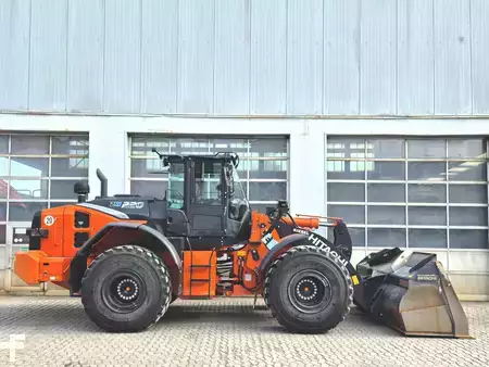Radlader 2024 Hitachi ZW220-7 (5)