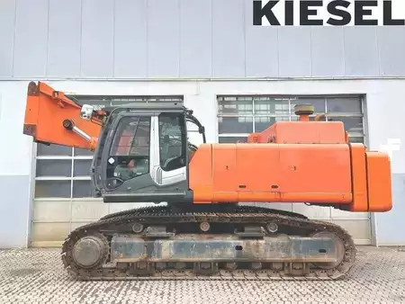 Pelles sur chenilles 2007 Hitachi ZX520LCD-3 (1)