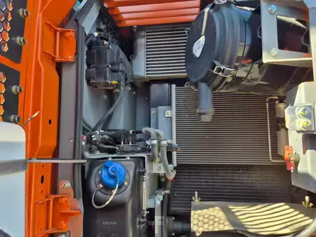 Escavatori gommati 2023 Hitachi ZX155W-7 (11)
