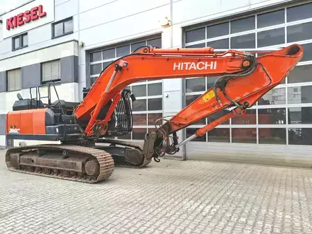 Bæltegraver 2016 Hitachi ZX300LCN-6 (4)