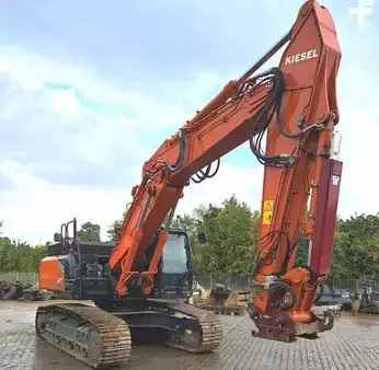Bæltegraver 2023 Hitachi ZX300LCN-7 (3)