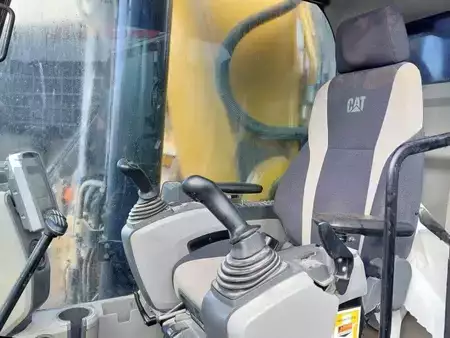 Bæltegraver 2016 Caterpillar 352F (13)