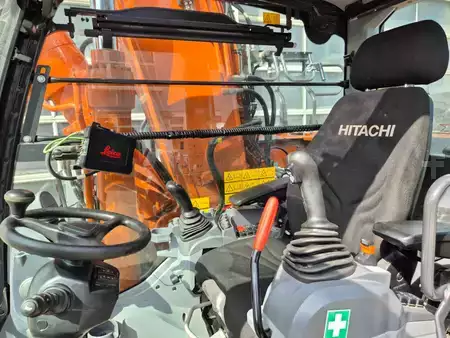 Hjulgraver 2023 Hitachi ZX220W-7 (15)