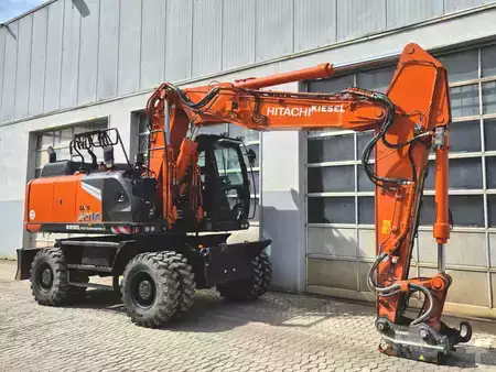 Hjulgraver 2023 Hitachi ZX220W-7 (4)