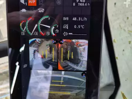 Escavadora de rastos 2022 Hitachi ZX690LCH-7 (8)