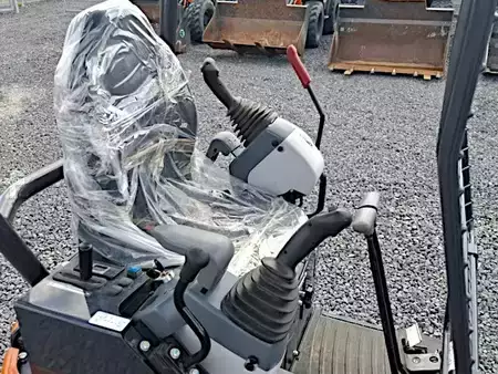 mini escavadeira 2025 Hitachi KTEG ZX19U-6 (8)