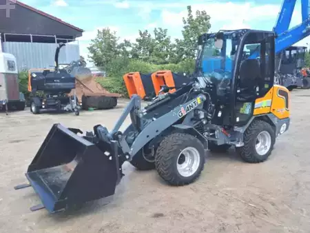 Altri 2023 Giant G2700E X-Tra Elektro (2)