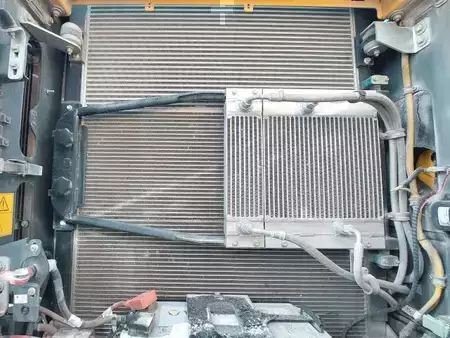 Korečková rýpadla 2020 Liebherr R960 SME (10)