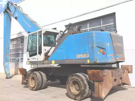 Pelle de manutention 2016 Fuchs MHL350 F (3)