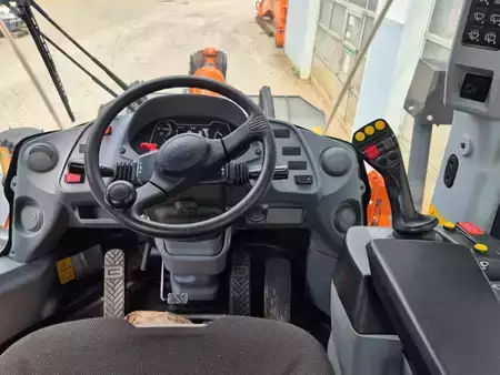 Pyöräkuormaajat 2023 Hitachi ZW180-7 (15)