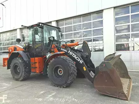 Pyöräkuormaajat 2023 Hitachi ZW180-7 (4)