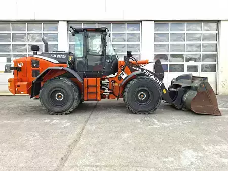 Pyöräkuormaajat 2023 Hitachi ZW180-7 (5)