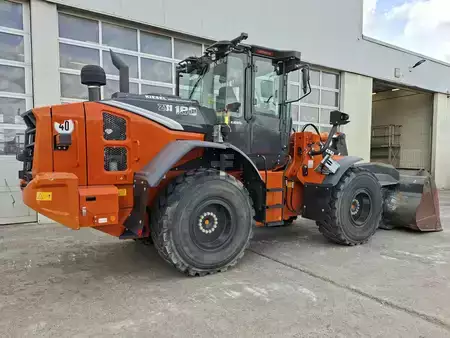 Pyöräkuormaajat 2023 Hitachi ZW180-7 (6)