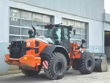 Pyöräkuormaajat 2024 Hitachi ZW220-7 (6)