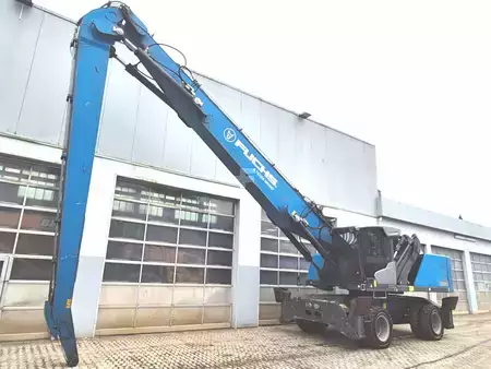 Pelle de manutention 2023 Fuchs MHL360 F (2)